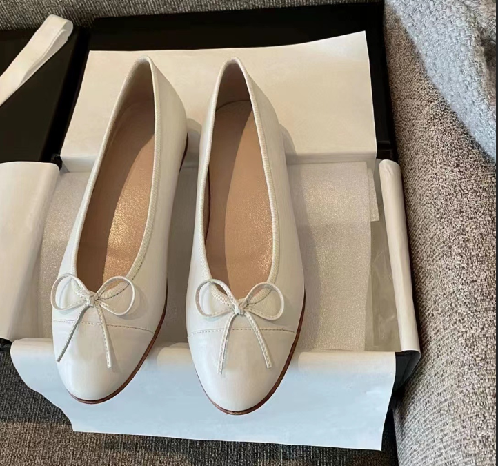 Ballet Flat Shoes Women Charming Classic Bow Slip-On Low Heel Plain Shoes