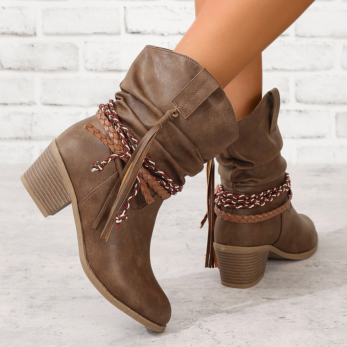 Middle heel boots with pleats middle tube stacked boots with tassels