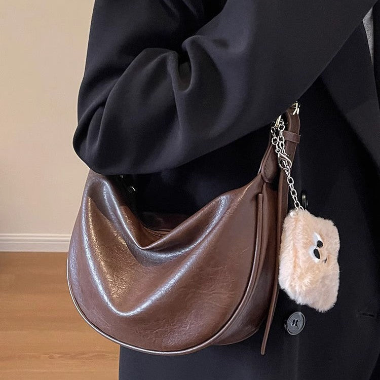 Trendy and popular shoulder bag, crossbody bag, dumpling bag