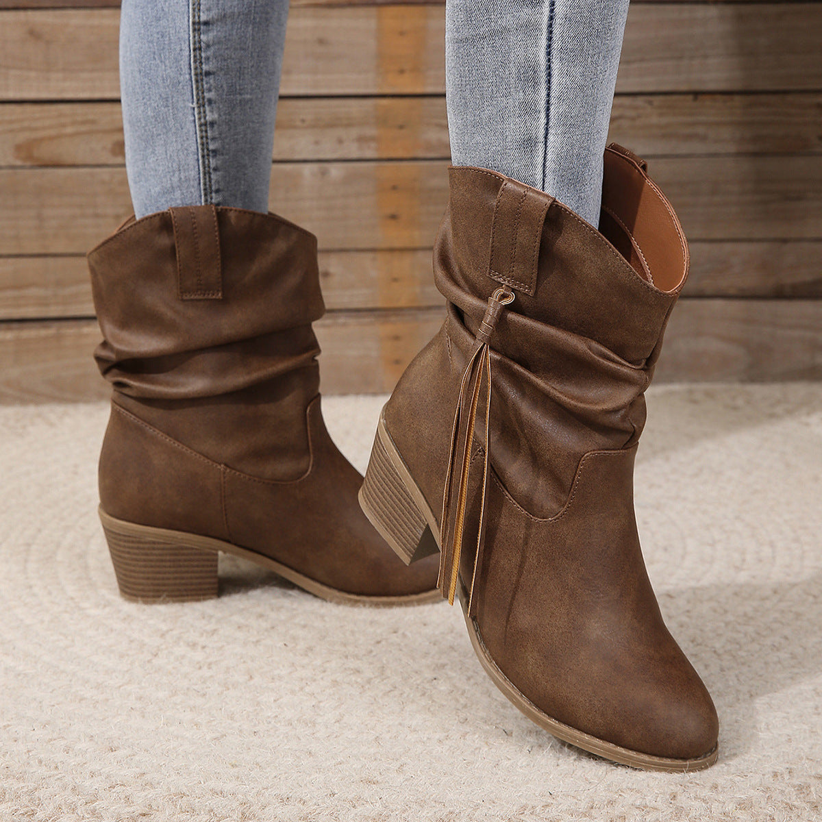 Middle heel boots with pleats middle tube stacked boots with tassels